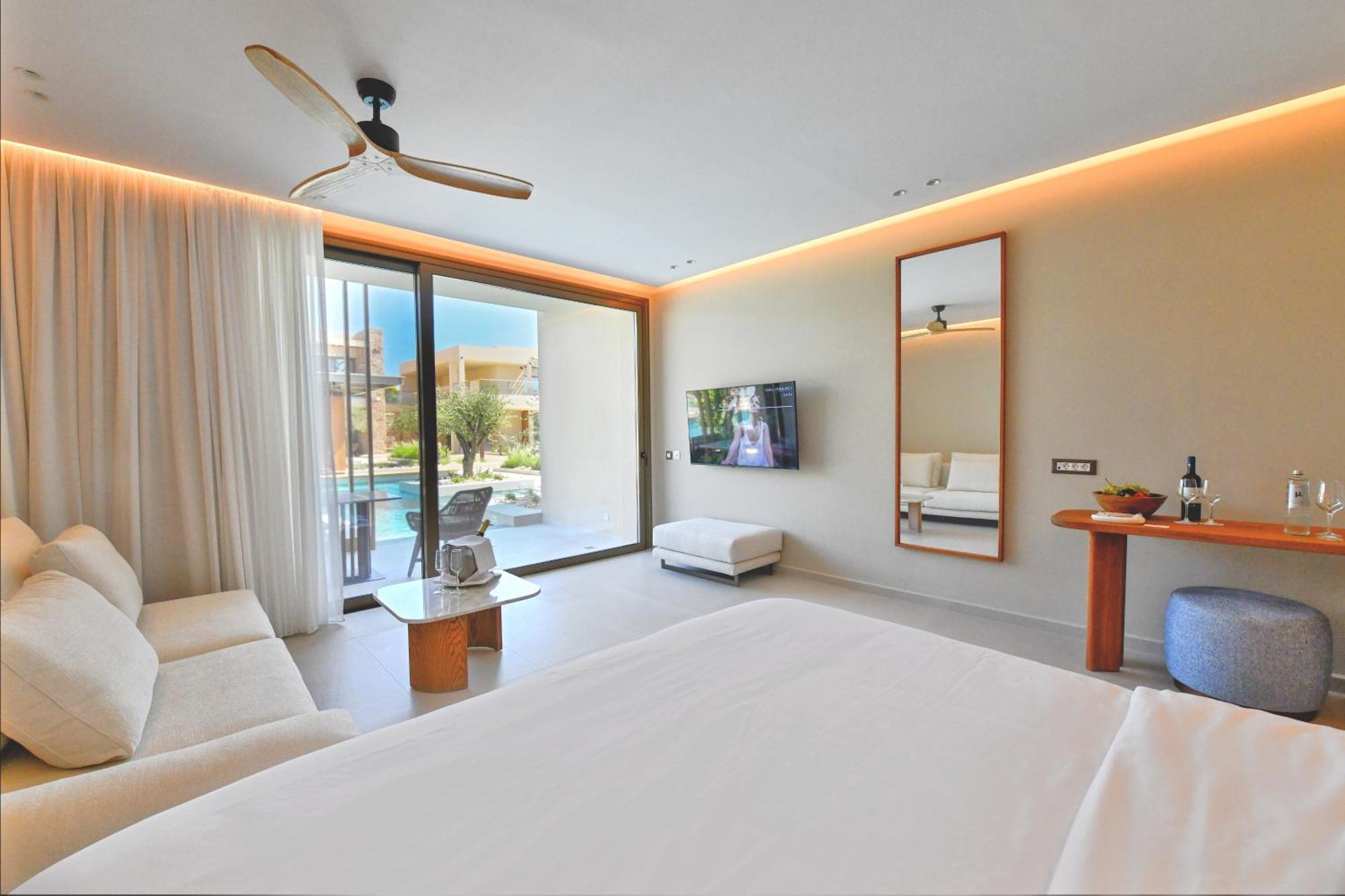 Royal Pearl Island Chios Hotel And Spa Экстерьер фото