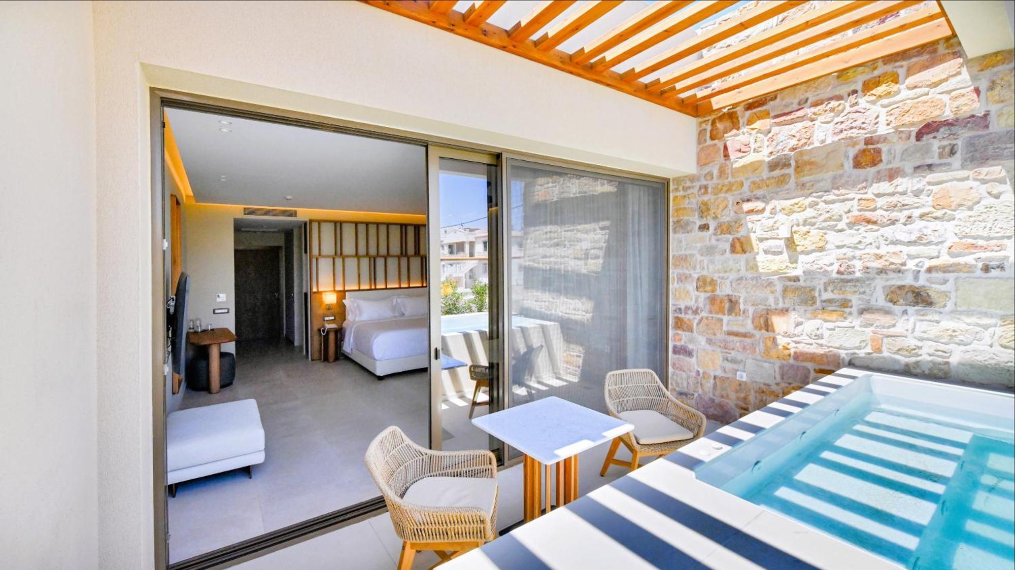 Royal Pearl Island Chios Hotel And Spa Экстерьер фото